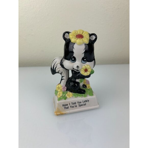 Russ Berrie Skunk Ceramic VTG Figure Have I Told You Lately You're Special READ - Picture 2 of 16